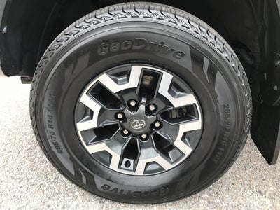 2022 Toyota Tacoma 4WD TRD Off Road
