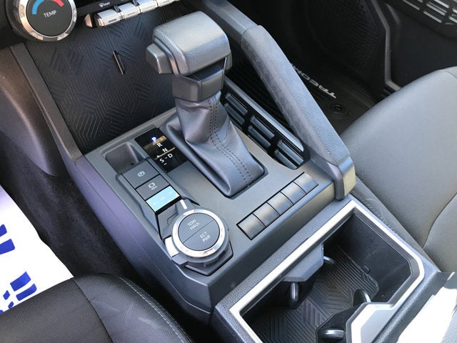 2024 Toyota Tacoma 4WD SR5