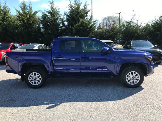 2024 Toyota Tacoma 4WD SR5