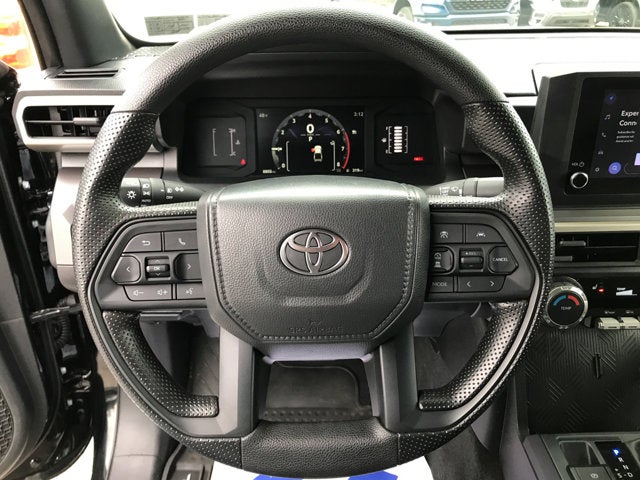 2025 Toyota Tacoma 4WD SR5