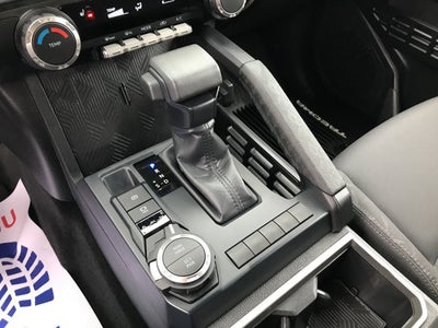 2025 Toyota Tacoma 4WD SR5