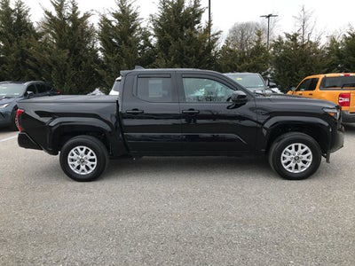 2025 Toyota Tacoma 4WD SR5