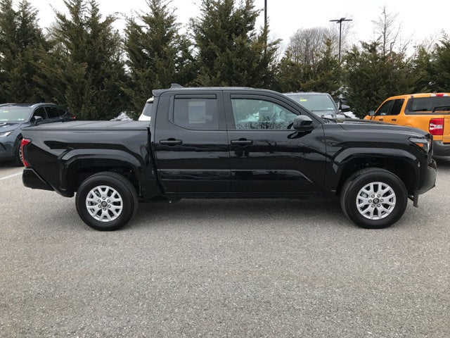 2025 Toyota Tacoma 4WD SR5