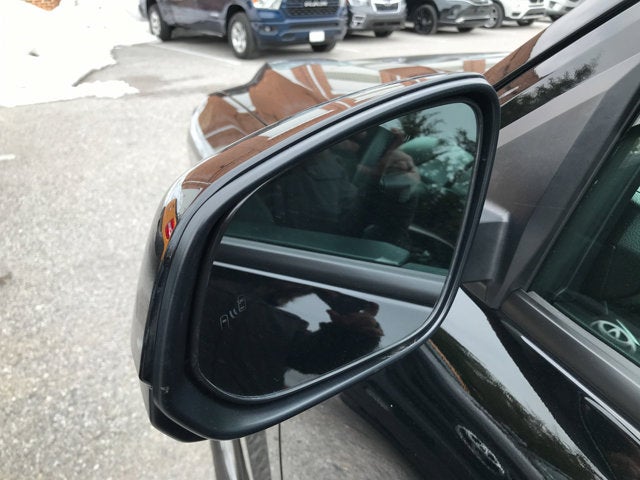 2025 Toyota Tacoma 4WD SR5