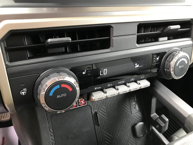 2024 Toyota Tacoma 4WD SR5