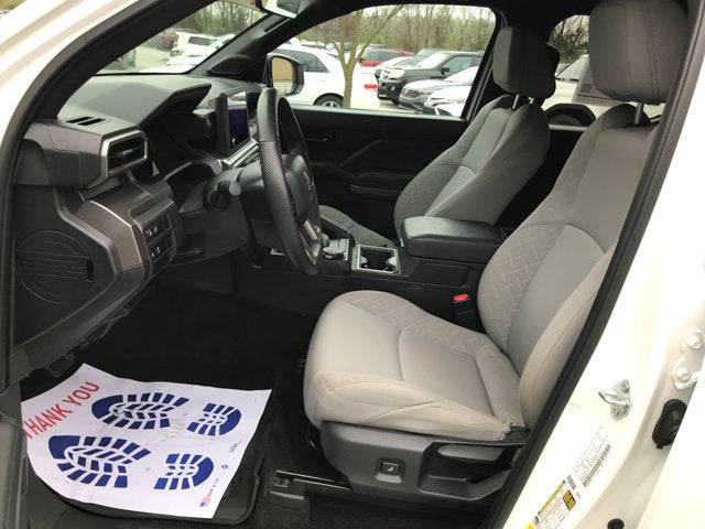 2024 Toyota Tacoma 4WD SR5