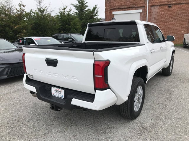 2024 Toyota Tacoma 4WD SR5