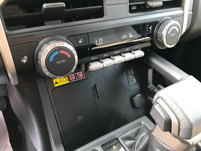 2024 Toyota Tacoma 4WD SR5