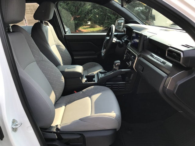 2024 Toyota Tacoma 4WD SR5