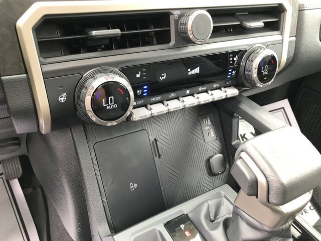 2024 Toyota Tacoma 4WD Limited Hybrid