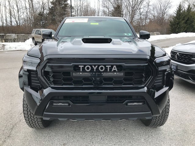 2025 Toyota Tacoma 4WD TRD Pro Hybrid