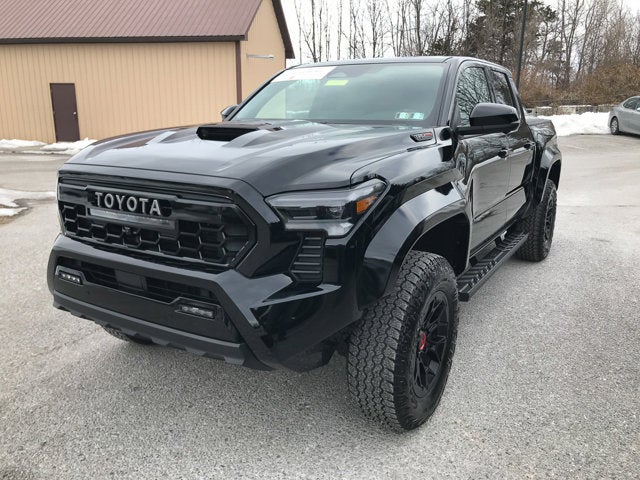 2025 Toyota Tacoma 4WD TRD Pro Hybrid