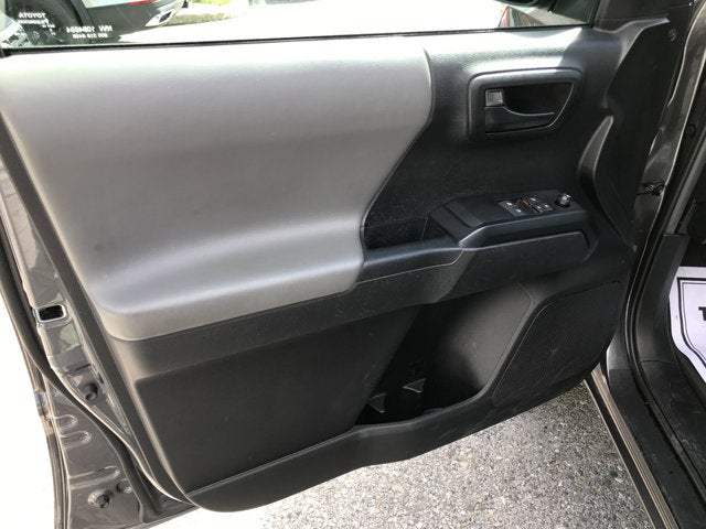2022 Toyota Tacoma 4WD SR