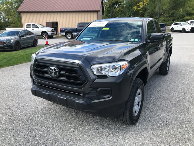 2022 Toyota Tacoma 4WD SR