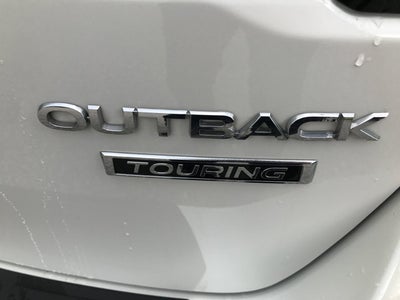 2022 Subaru Outback Touring