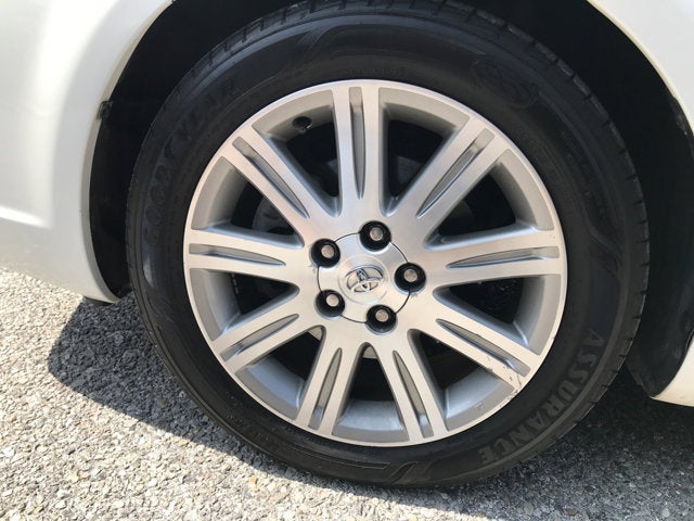 2005 Toyota Avalon Limited