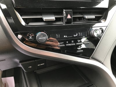 2023 Toyota Camry Hybrid LE