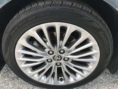 2021 Toyota Avalon Hybrid Limited