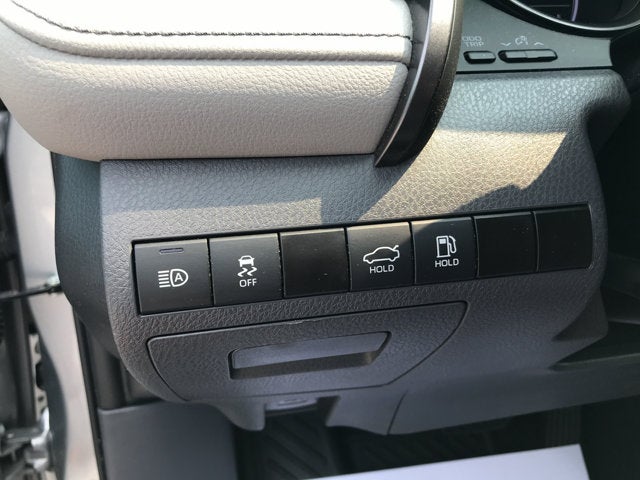 2023 Toyota Camry Hybrid SE