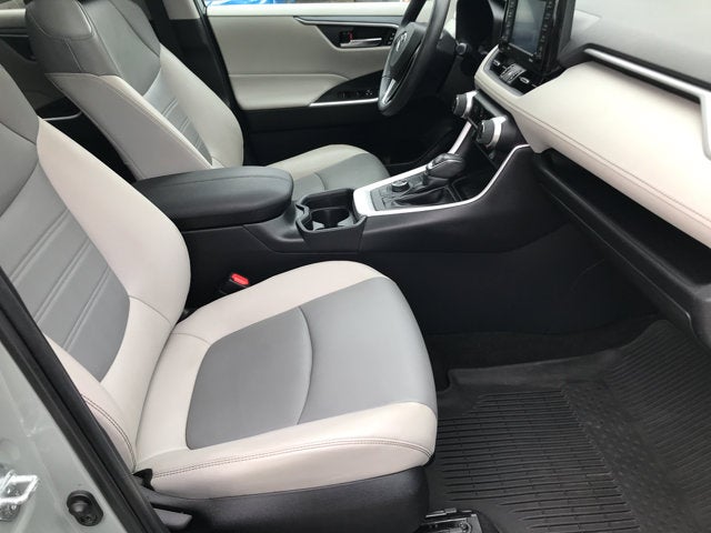 2021 Toyota RAV4 Hybrid XLE Premium
