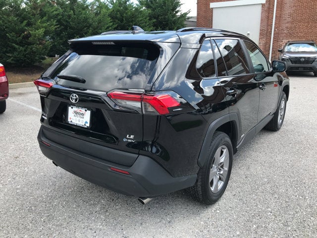 2025 Toyota RAV4 Hybrid LE