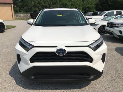 2022 Toyota RAV4 Hybrid XLE