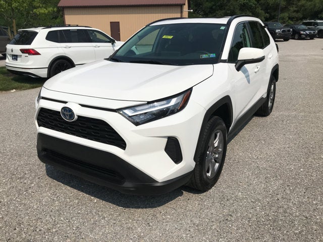 2022 Toyota RAV4 Hybrid XLE