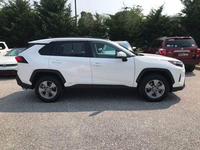2022 Toyota RAV4 Hybrid XLE