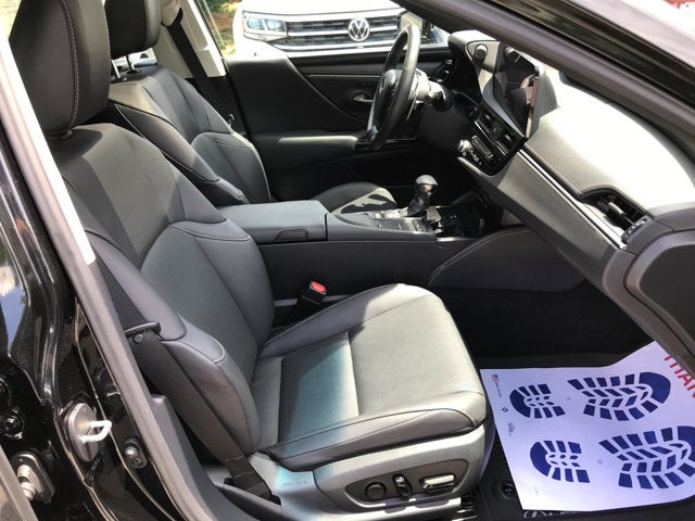 2022 Lexus ES ES 300h