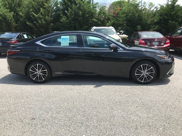 2022 Lexus ES ES 300h