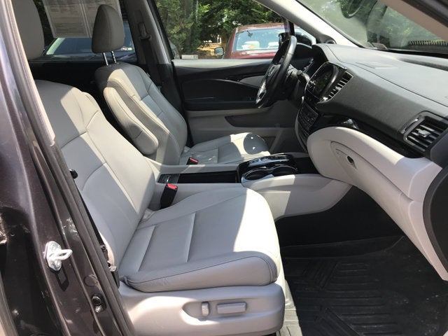 2021 Honda Pilot Touring 7-Passenger