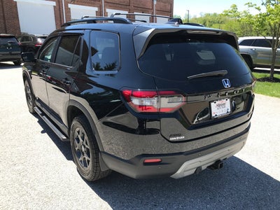 2023 Honda Pilot TrailSport