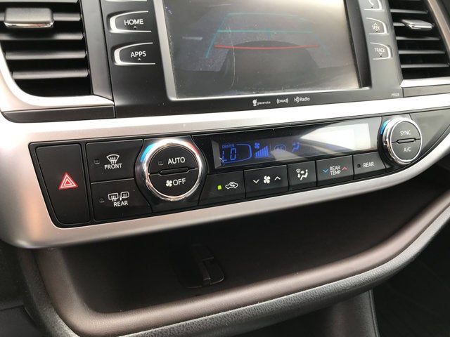 2017 Toyota Highlander LE Plus