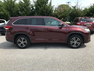 2017 Toyota Highlander LE Plus