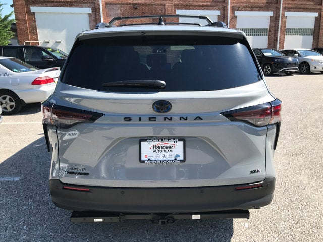 2025 Toyota Sienna Woodland Edition