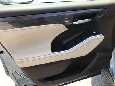 2021 Toyota Highlander Platinum