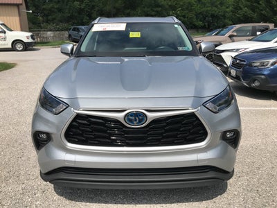 2022 Toyota Highlander Hybrid XLE