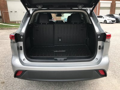 2022 Toyota Highlander Hybrid XLE