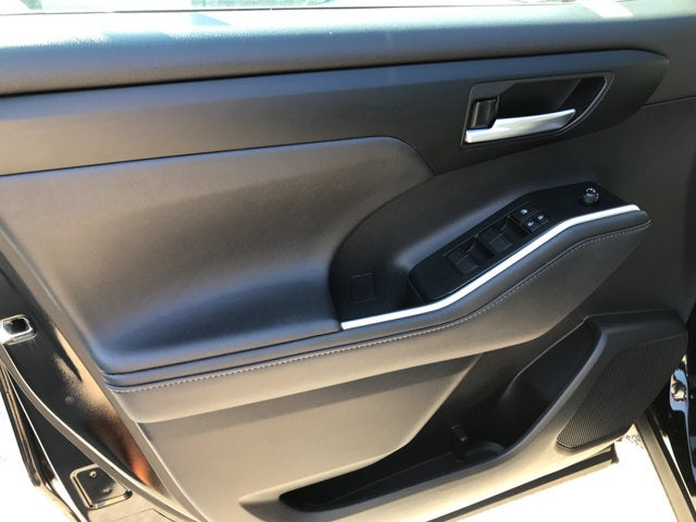 2020 Toyota Highlander Hybrid XLE