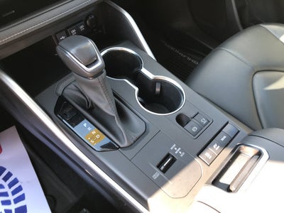2020 Toyota Highlander Hybrid XLE