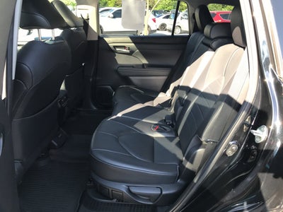 2020 Toyota Highlander Hybrid XLE