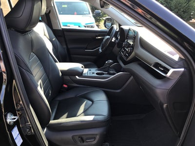 2020 Toyota Highlander Hybrid XLE
