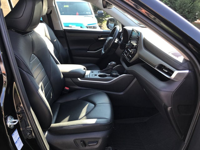 2020 Toyota Highlander Hybrid XLE
