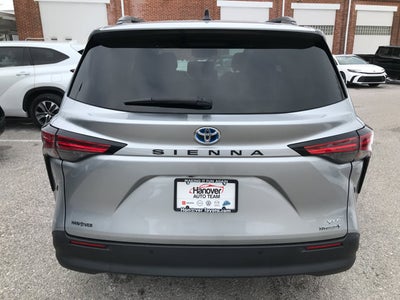 2021 Toyota Sienna XLE
