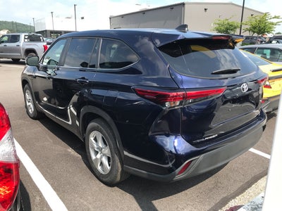 2023 Toyota Highlander Base