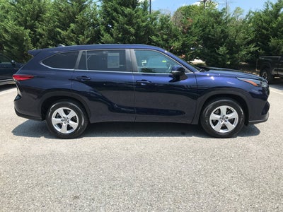 2023 Toyota Highlander LE