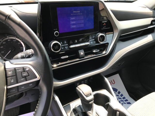 2023 Toyota Highlander LE