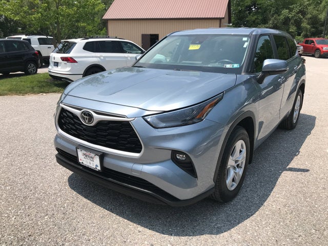 2023 Toyota Highlander LE