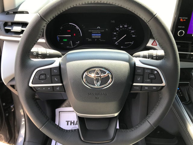 2025 Toyota Sienna XLE