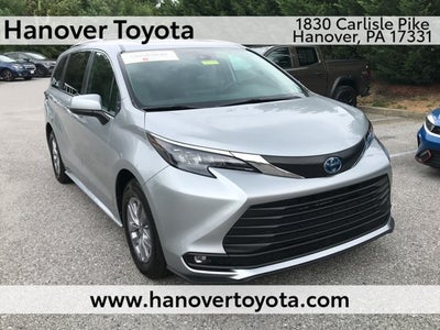2025 Toyota Sienna XLE